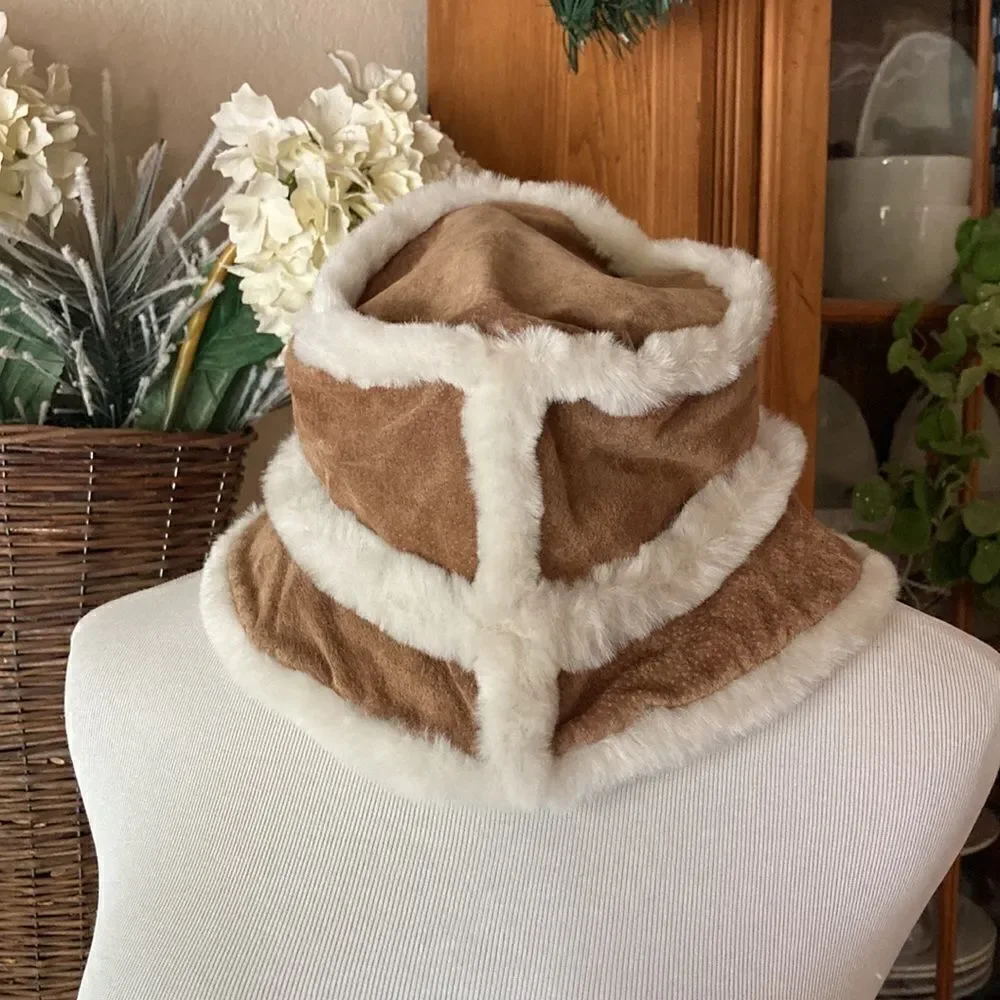 Wilson’s Genuine Leather With Faux Fur Trim Kids Bucket Hat